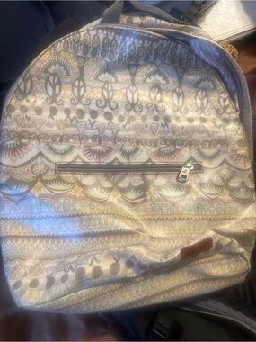 ?B2G1 SAKROOTS Multi Colored Canvas Convertible Backpack Crossbody Purse Sakroots | Bags | B2g Sakroots Multi Colored Canvas  main image 3